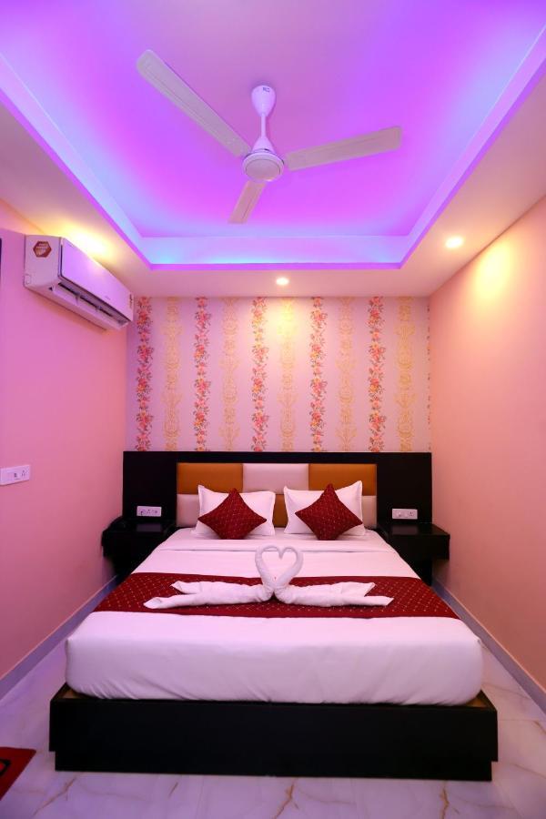 Jupiter Plaza Delhi Airport Hotel New Delhi Exterior foto