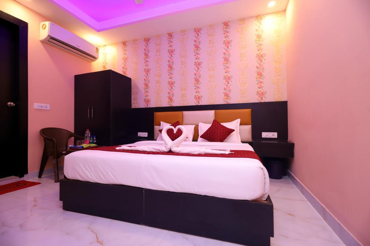 Jupiter Plaza Delhi Airport Hotel New Delhi Exterior foto